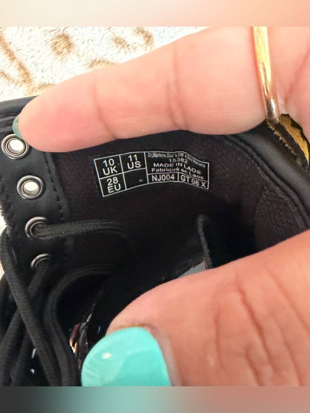 Dr. Martens 1460 Boots Black Patent Leather
Kids Size: 11 (Youth) - Picture 11 of 11